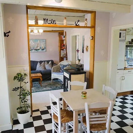 Tatil Evi Luettes Landhuus *